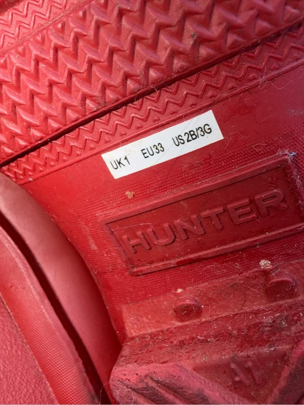 Hunter Kids Original Rain Boots in matte military red Size 2